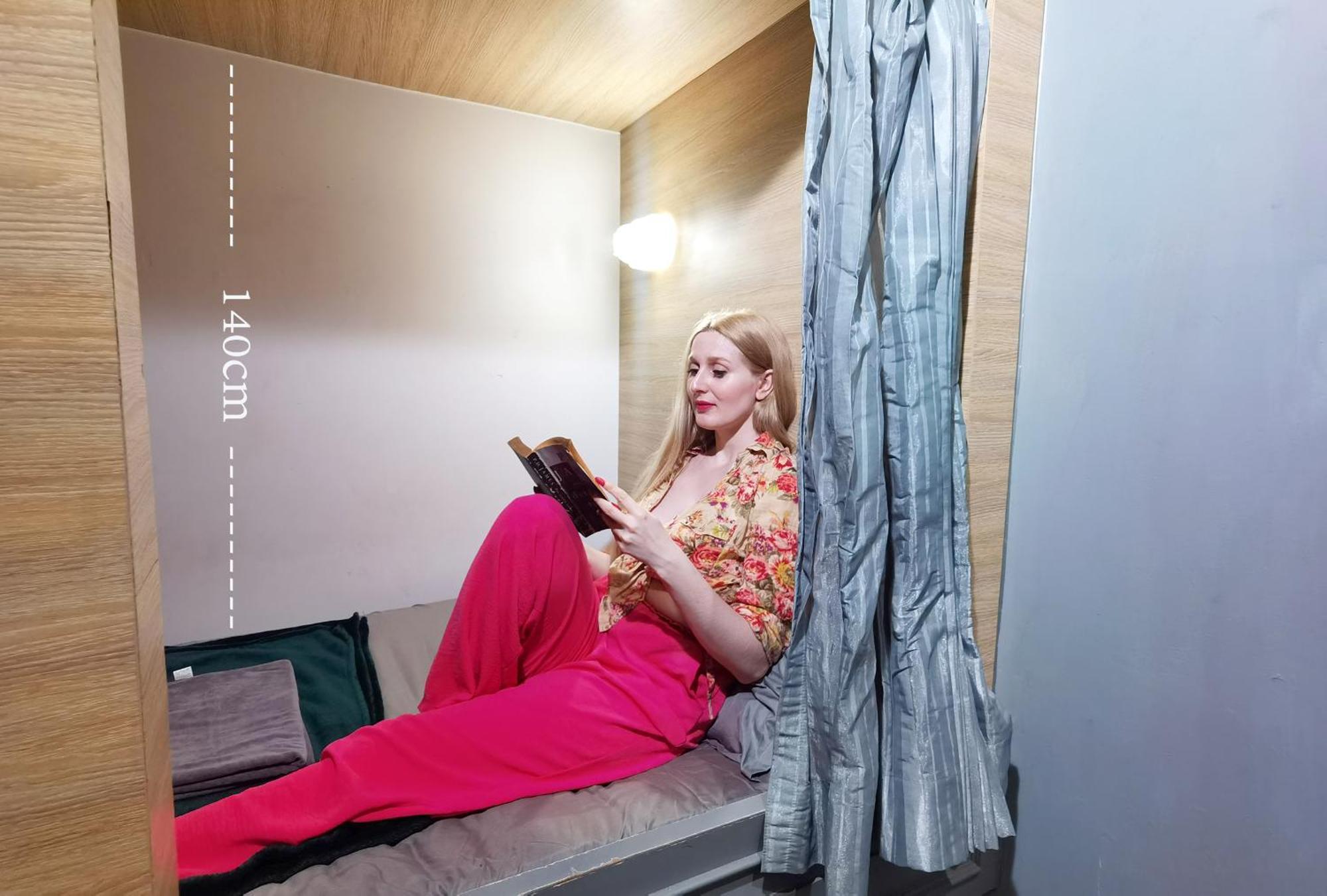 Susu Khaosan Hostel Бангкок Экстерьер фото