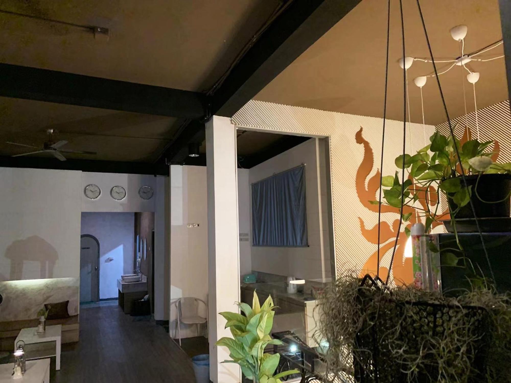 Susu Khaosan Hostel Бангкок Экстерьер фото