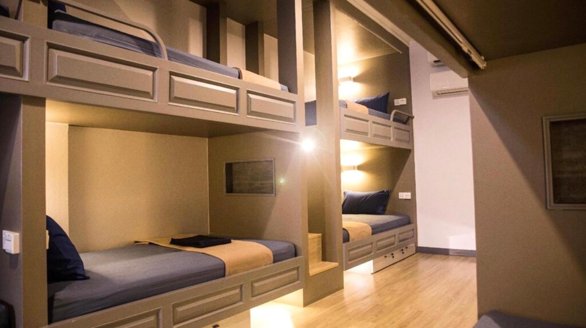 Susu Khaosan Hostel Бангкок Экстерьер фото